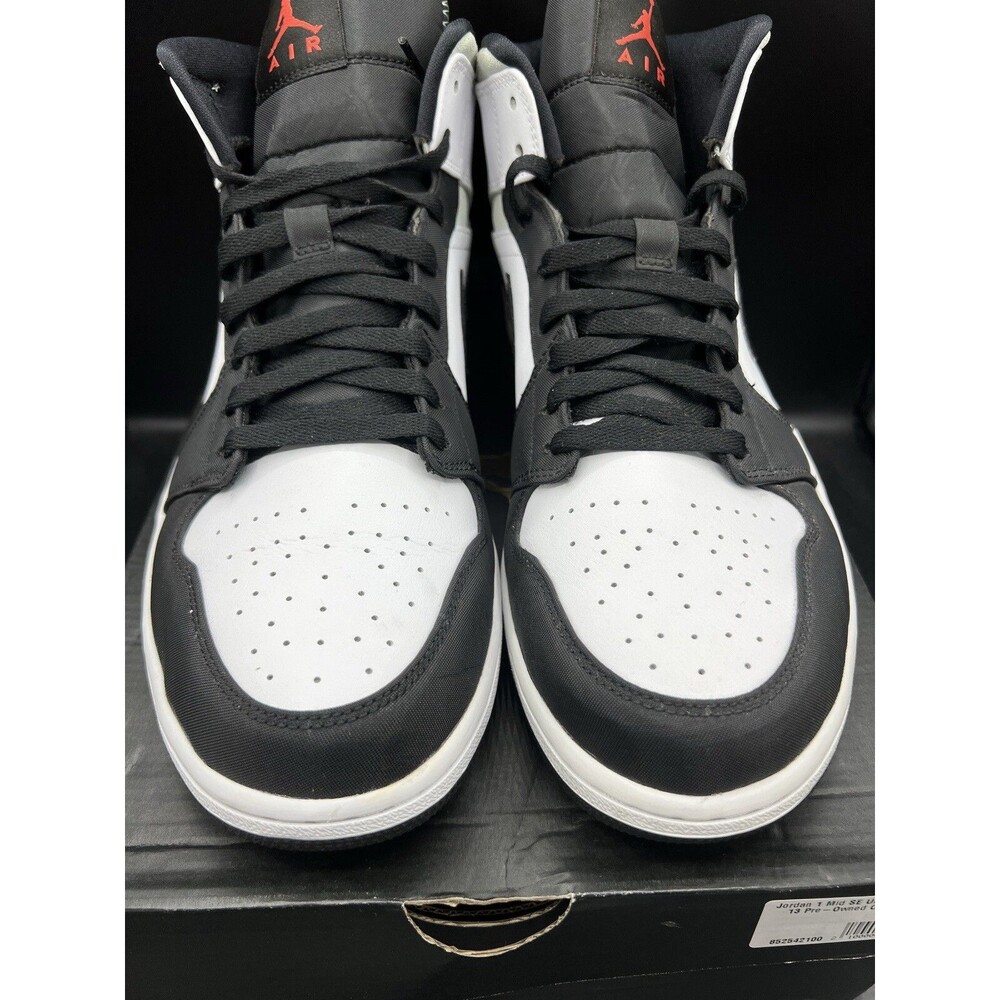 Air Jordan 1 Mid 'Red Black Toe' Men’s Size 13 (852542-100) VNDS OG ALL CLEAN! - Picture 7 of 16